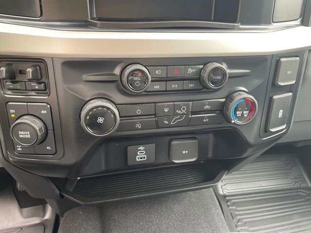 Certified 2025 Ford F350 XL w/ STX Appearance Package AWD/4WD image 31