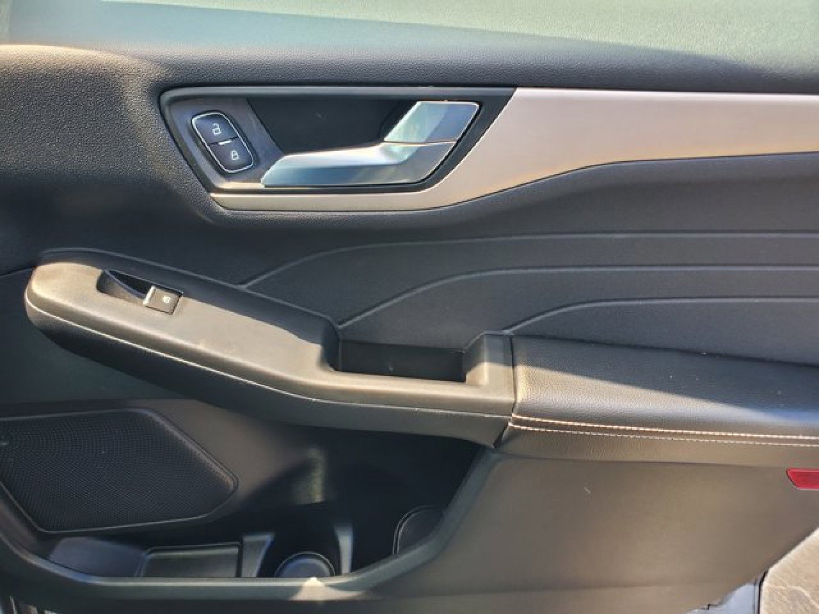 Certified 2022 Ford Escape SEL image 36