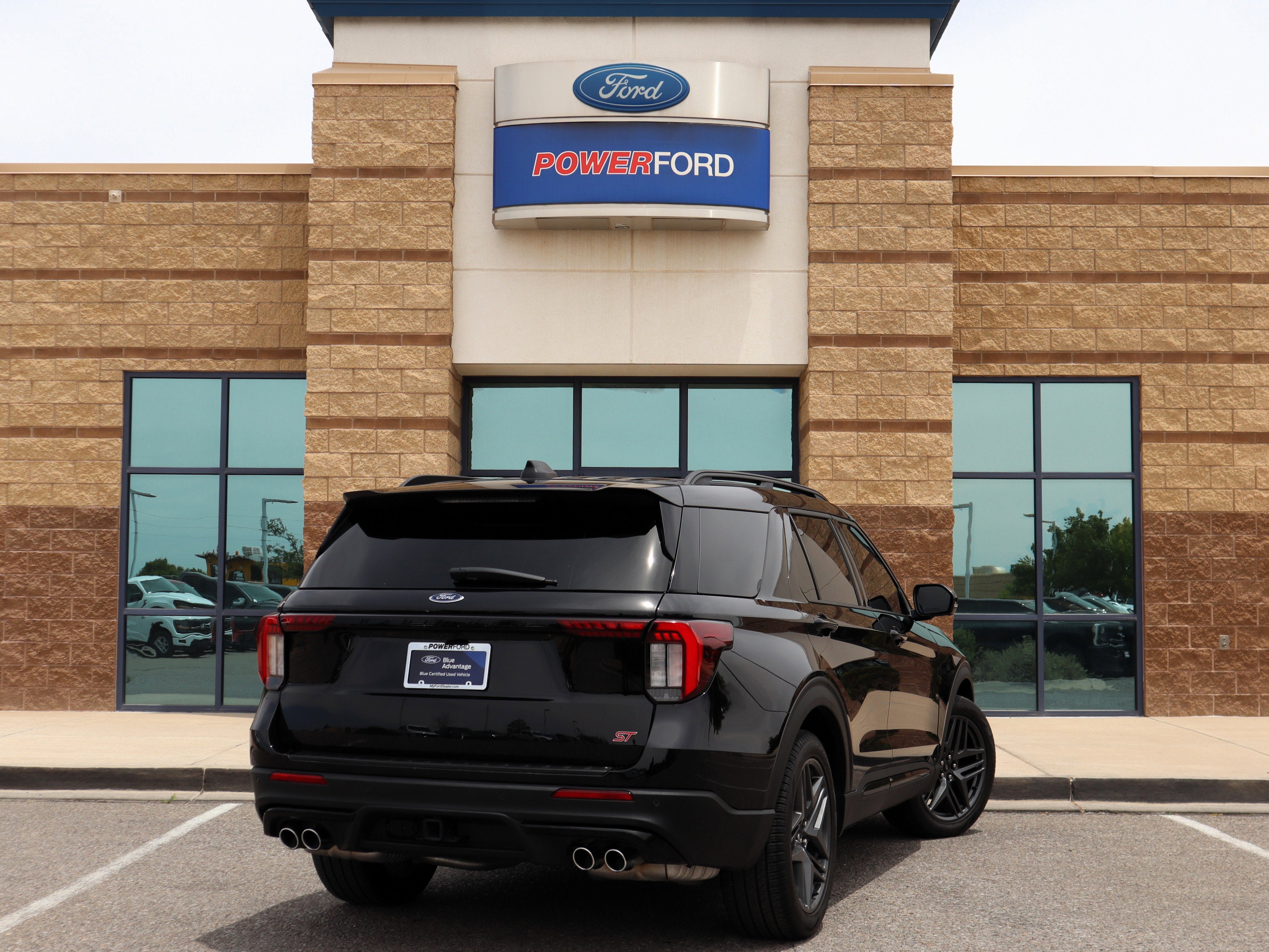 Certified 2025 Ford Explorer ST w/ Sun And Sound Package AWD/4WD image 6
