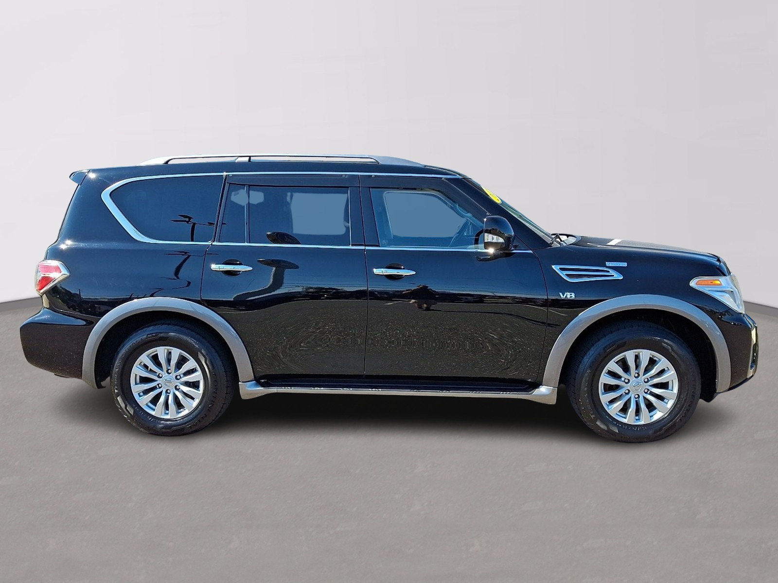 Used 2017 Nissan Armada SV w/ Driver Package RWD image 7