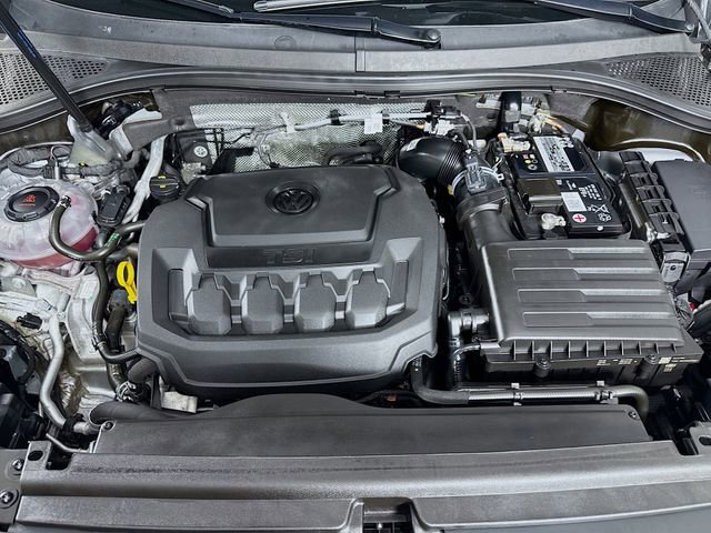 Used 2022 Volkswagen Tiguan SE image 28