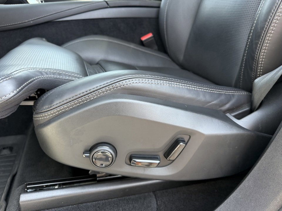 Used 2023 Volvo XC90 B6 Ultimate w/ Protection Package image 20