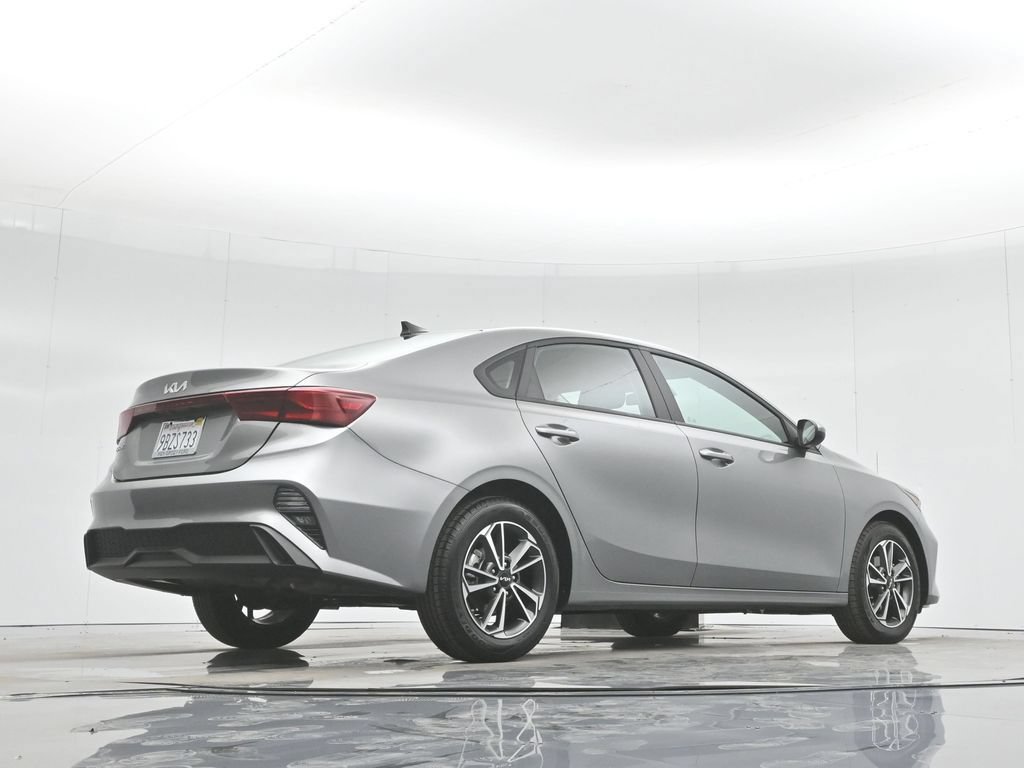 Used 2022 Kia Forte LXS FWD image 43