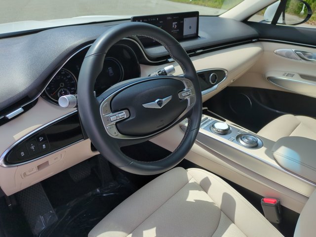 Used 2023 Genesis GV70 2.5T w/ Select Package AWD/4WD image 16