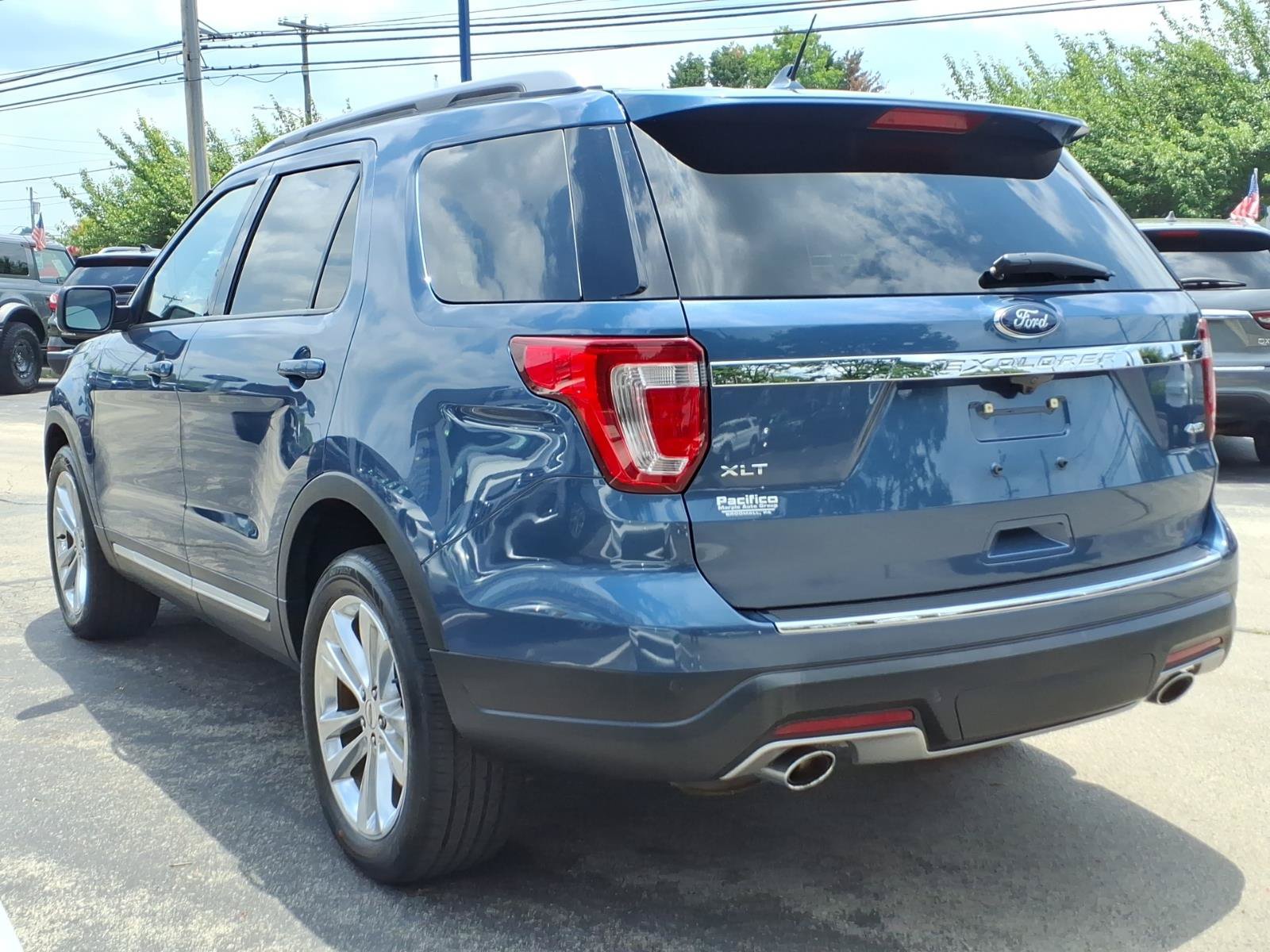 Certified 2018 Ford Explorer XLT w/ Equipment Group 202A AWD/4WD image 6