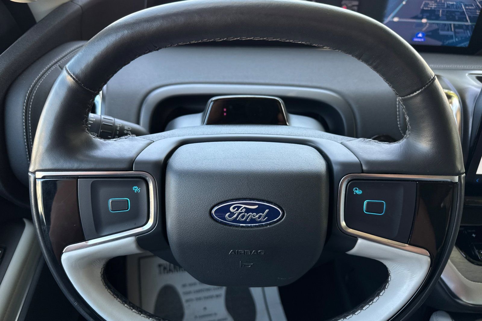 Certified 2025 Ford Expedition Max Platinum w/ Driver's Package AWD/4WD image 27
