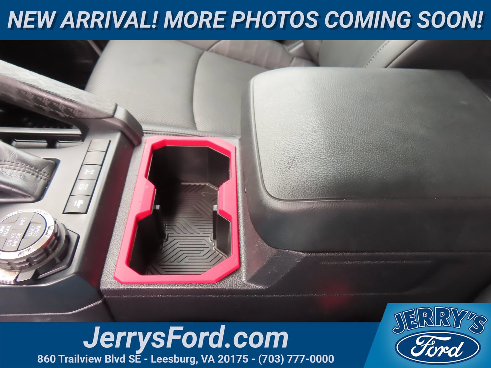 Used 2024 Toyota Tacoma TRD Off-Road w/ TRD Off Road Premium Package AWD/4WD image 31