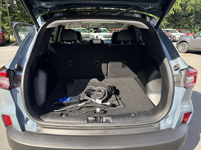 Certified 2023 Ford Escape SE w/ PHEV Premium Package FWD image 24