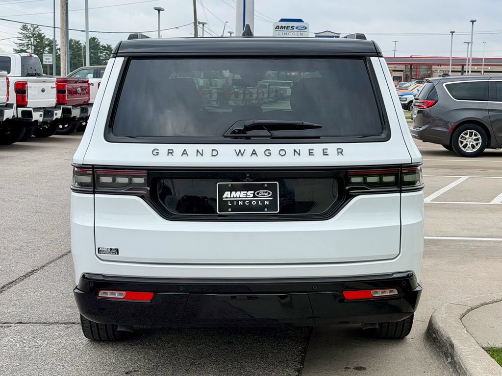 Used 2025 Jeep Grand Wagoneer L Series II Obsidian w/ Quick Order Packagew 28T AWD/4WD image 5