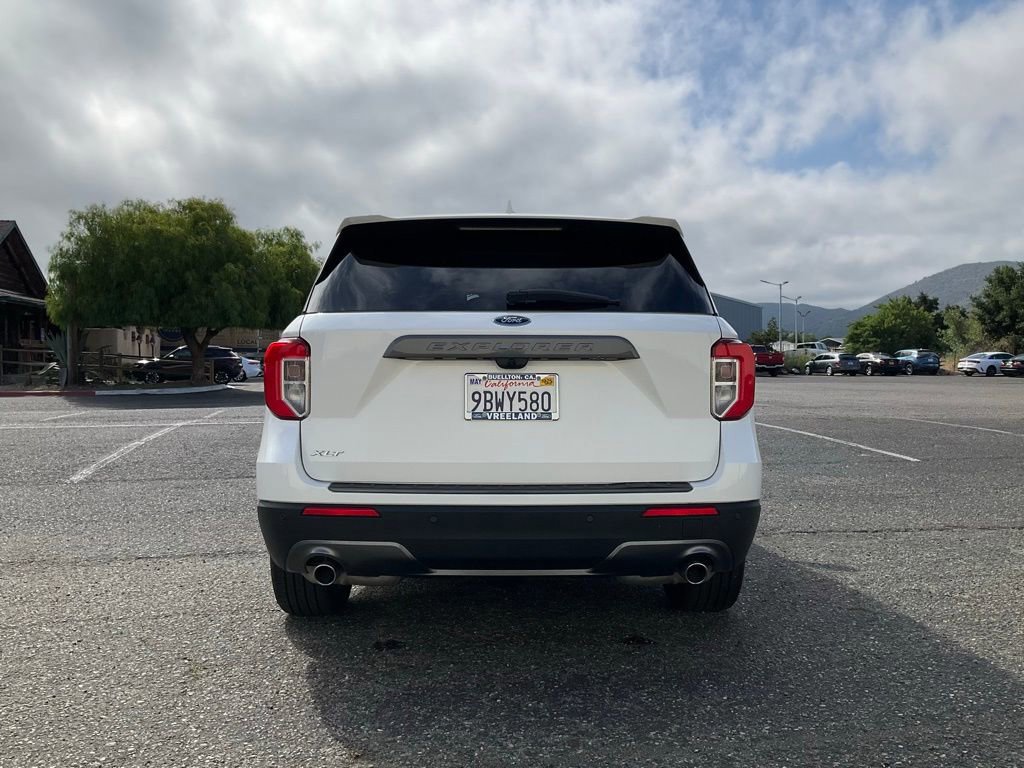 Certified 2022 Ford Explorer XLT w/ Equipment Group 202A image 13