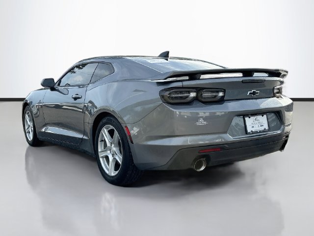 Used 2020 Chevrolet Camaro LT RWD image 7