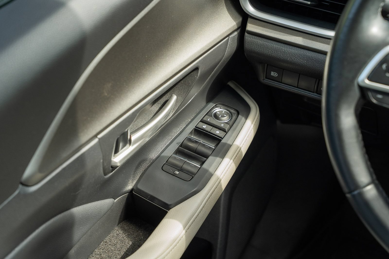 Used 2025 Toyota Grand Highlander FWD image 30