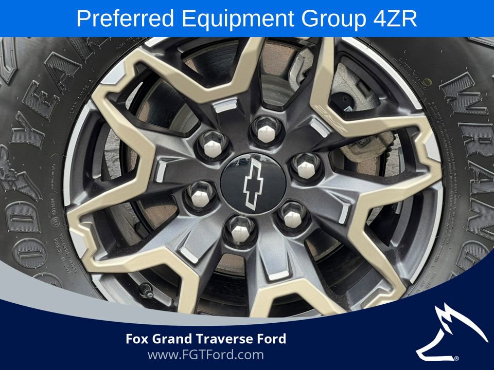 Used 2024 Chevrolet Colorado ZR2 w/ Safety Package image 10