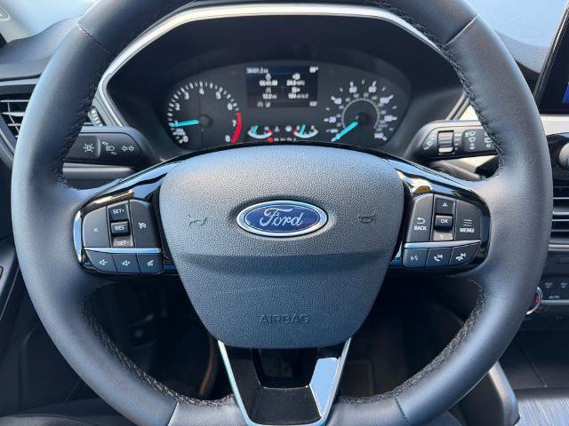 Certified 2022 Ford Escape SE w/ SE Sport Appearance Package AWD/4WD image 14