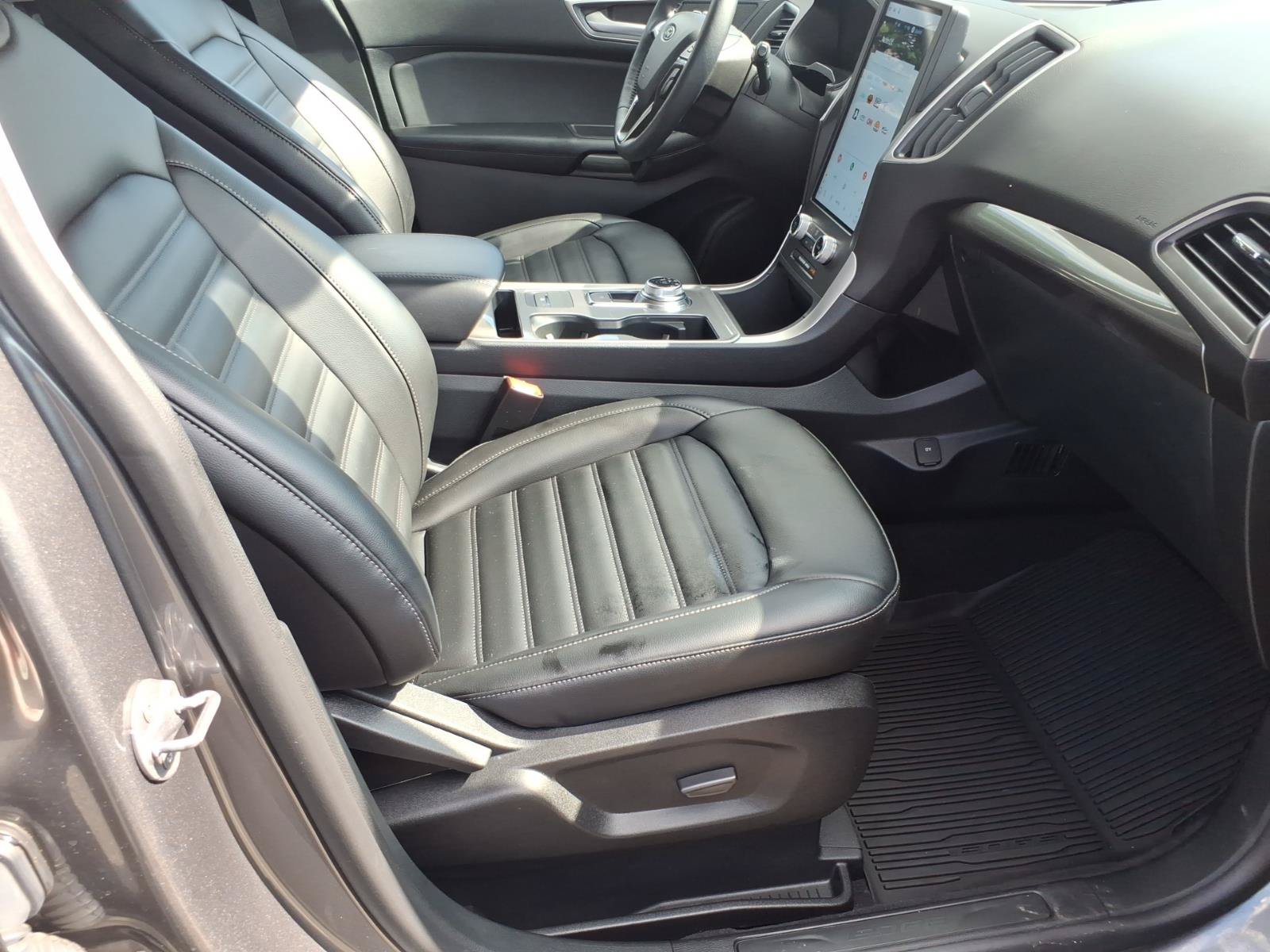 Certified 2024 Ford Edge SEL w/ Convenience Package AWD/4WD image 8