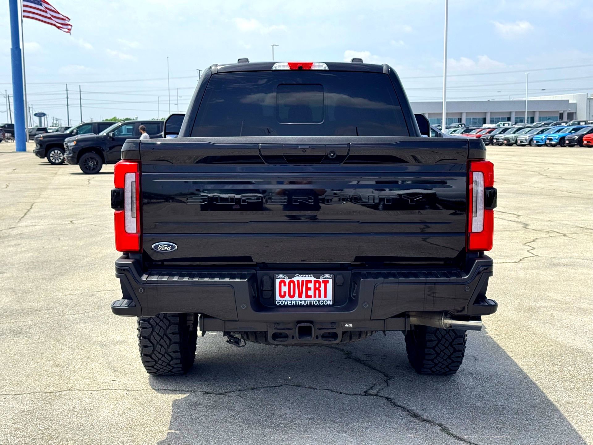 Certified 2026 Ford F350 Platinum w/ Tremor Off-Road Package AWD/4WD image 8