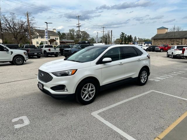 Certified 2023 Ford Edge SEL w/ Convenience Package image 3