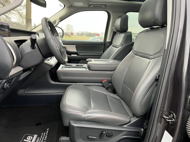 Certified 2025 Ford Expedition Max Active AWD/4WD image 11