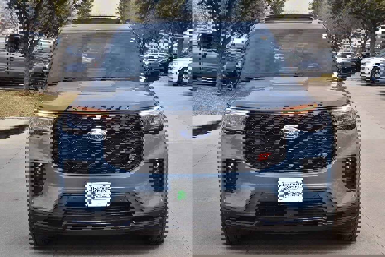 Certified 2025 Ford Explorer ST image 3