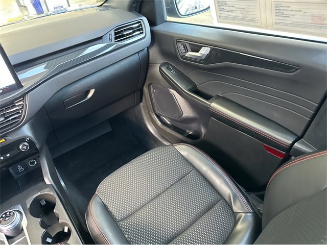Certified 2024 Ford Escape ST-Line w/ Tech Pack #1 image 16