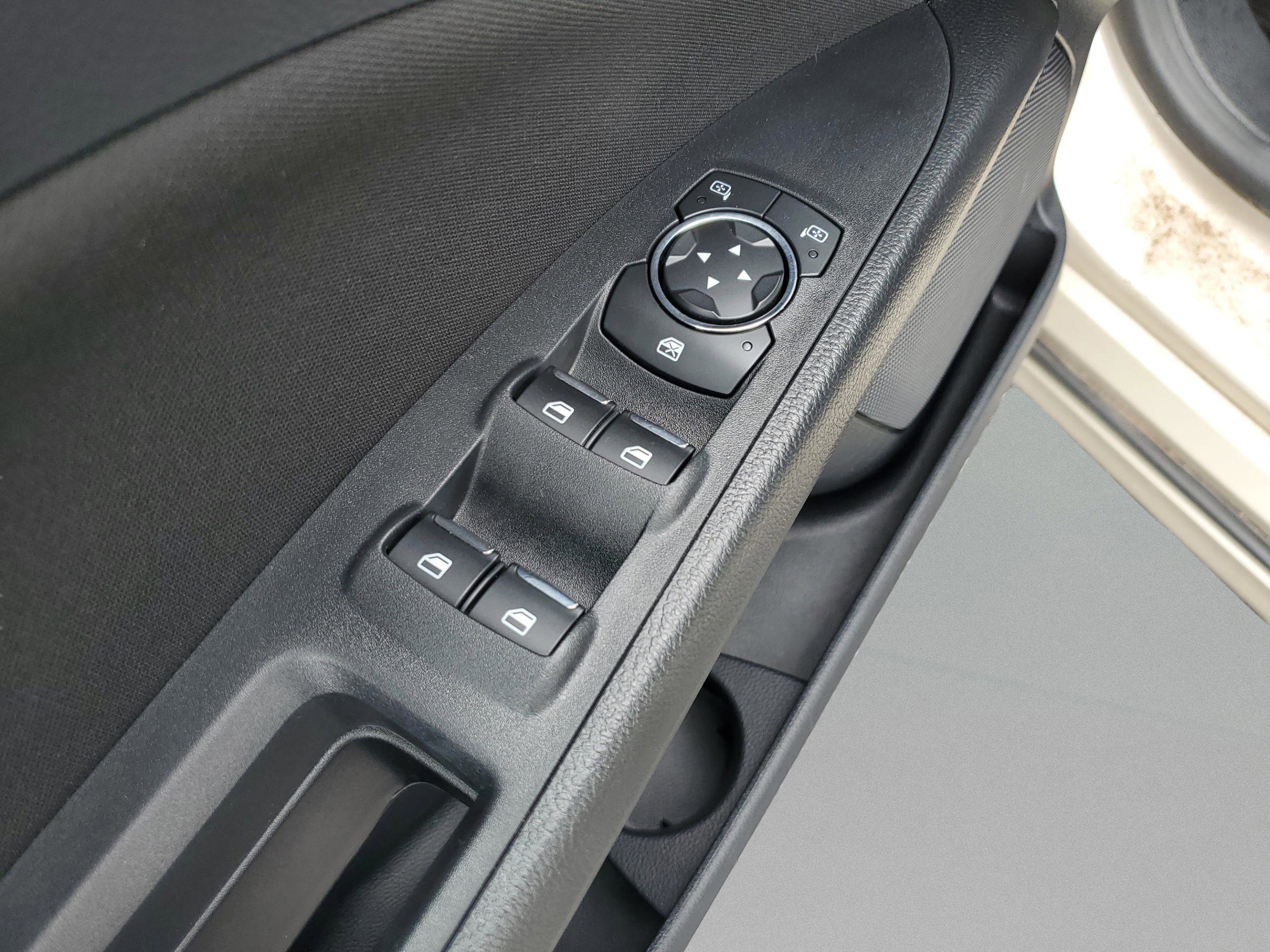 Certified 2019 Ford Fusion SE FWD image 15