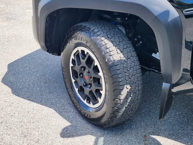 Used 2026 Toyota Tacoma TRD Off-Road AWD/4WD image 32
