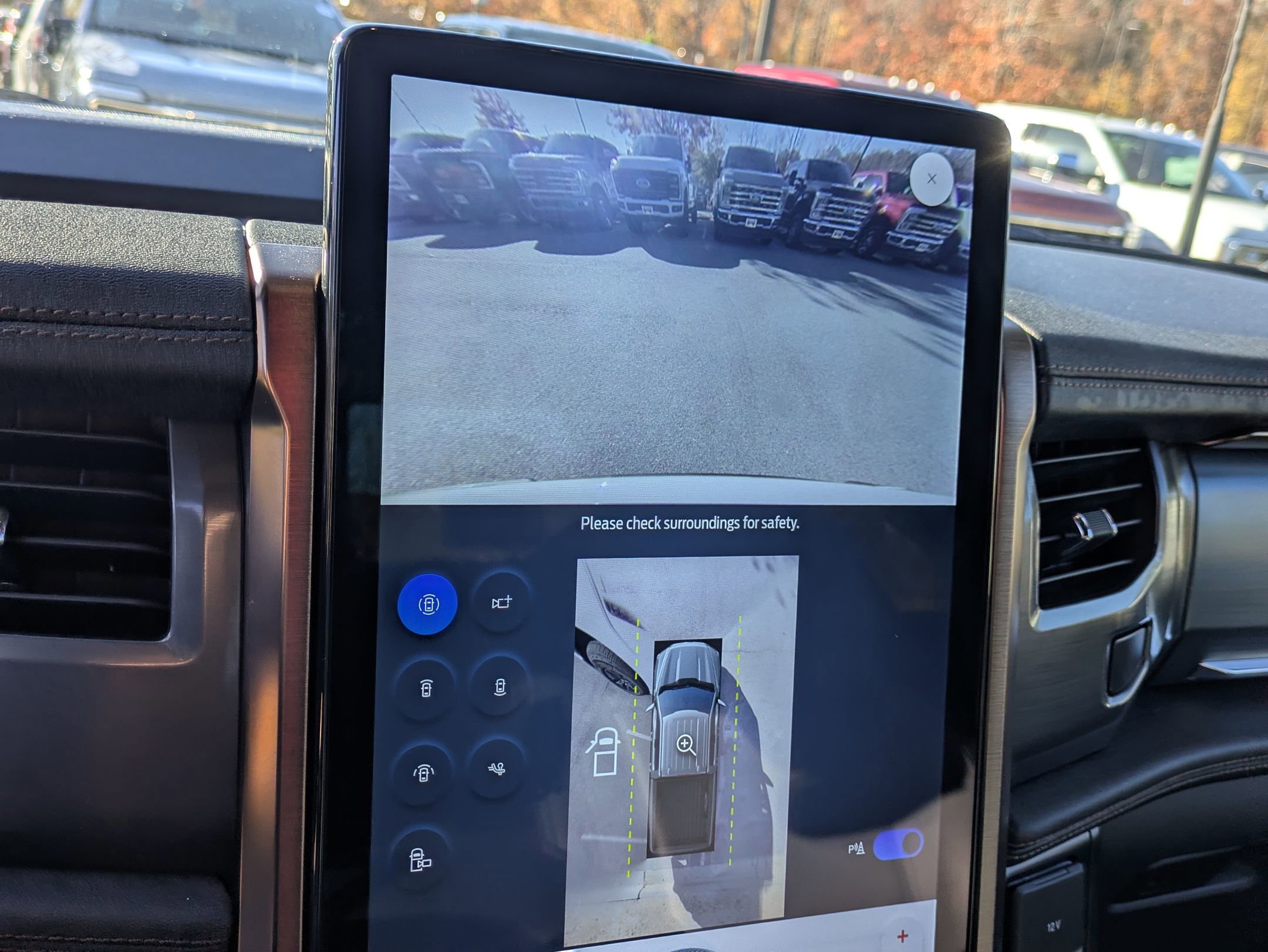 Certified 2023 Ford F150 Lightning Lariat image 27