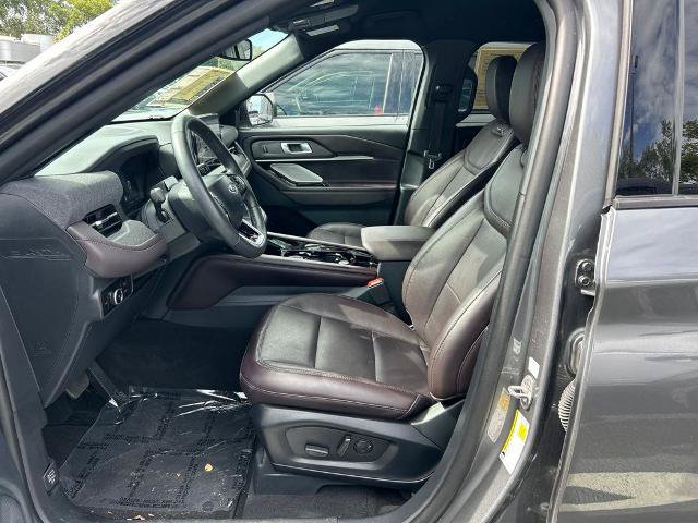 Certified 2026 Ford Explorer Platinum RWD image 15