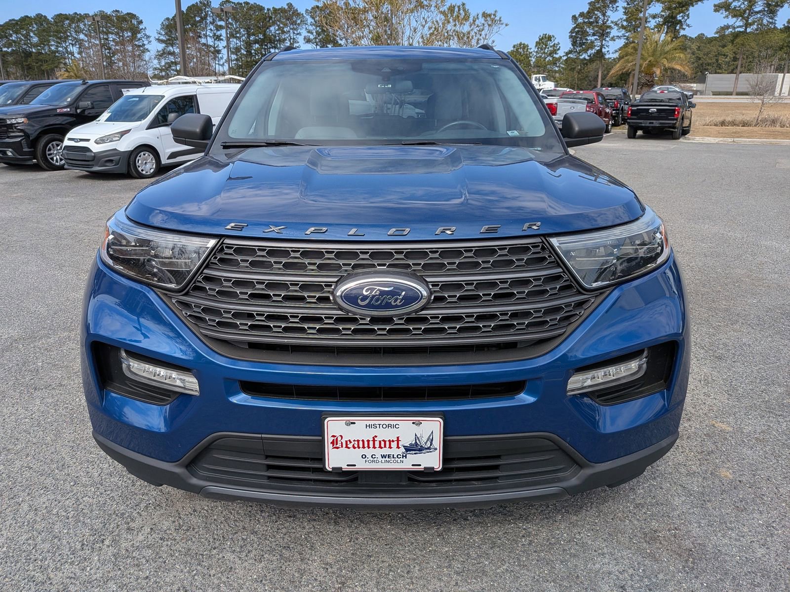 Certified 2021 Ford Explorer XLT w/ Equipment Group 202A image 9