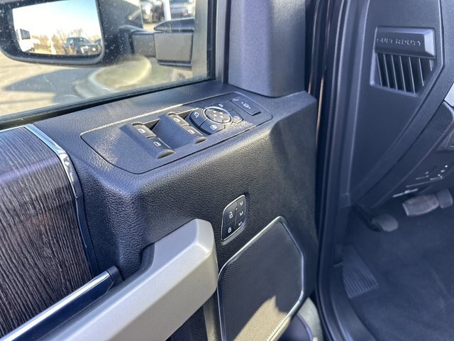 Certified 2021 Ford F250 Lariat w/ Lariat Ultimate Package AWD/4WD image 14