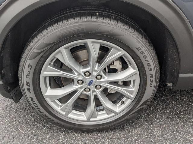Certified 2022 Ford Explorer XLT w/ Equipment Group 202A RWD image 30