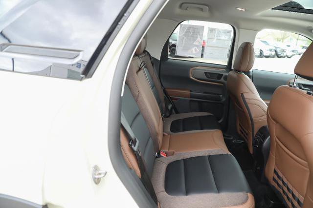 Certified 2025 Ford Bronco Sport Outer Banks w/ Outer Banks Tech Package+ AWD/4WD image 29