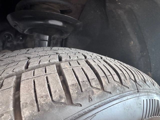 Used 2021 Toyota RAV4 LE w/ Carpet Mat Package (TMS) AWD/4WD image 24