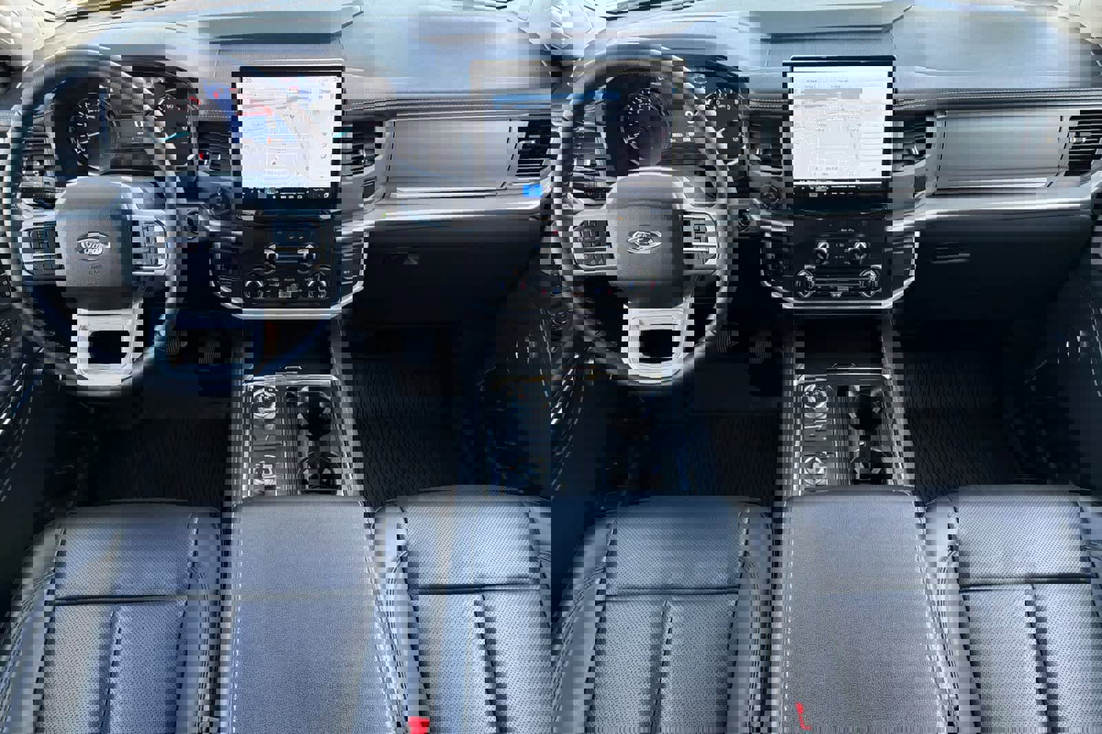 Certified 2022 Ford Expedition XLT image 9