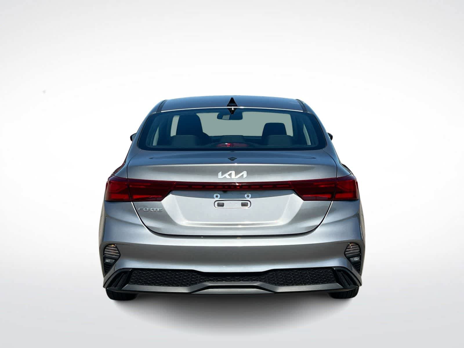 Used 2023 Kia Forte LXS FWD image 7