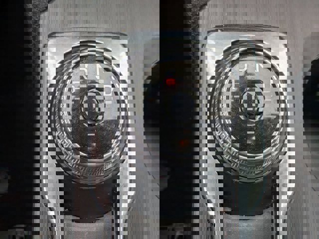 Certified 2024 Ford Escape SE w/ PHEV Premium Package image 26