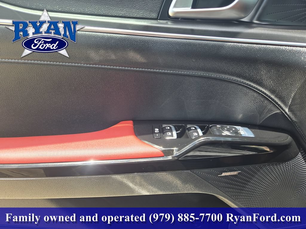 Used 2026 Kia K5 GT-Line w/ GT-Line Premium Package FWD image 16