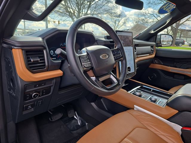 Certified 2024 Ford Expedition Max Platinum image 18