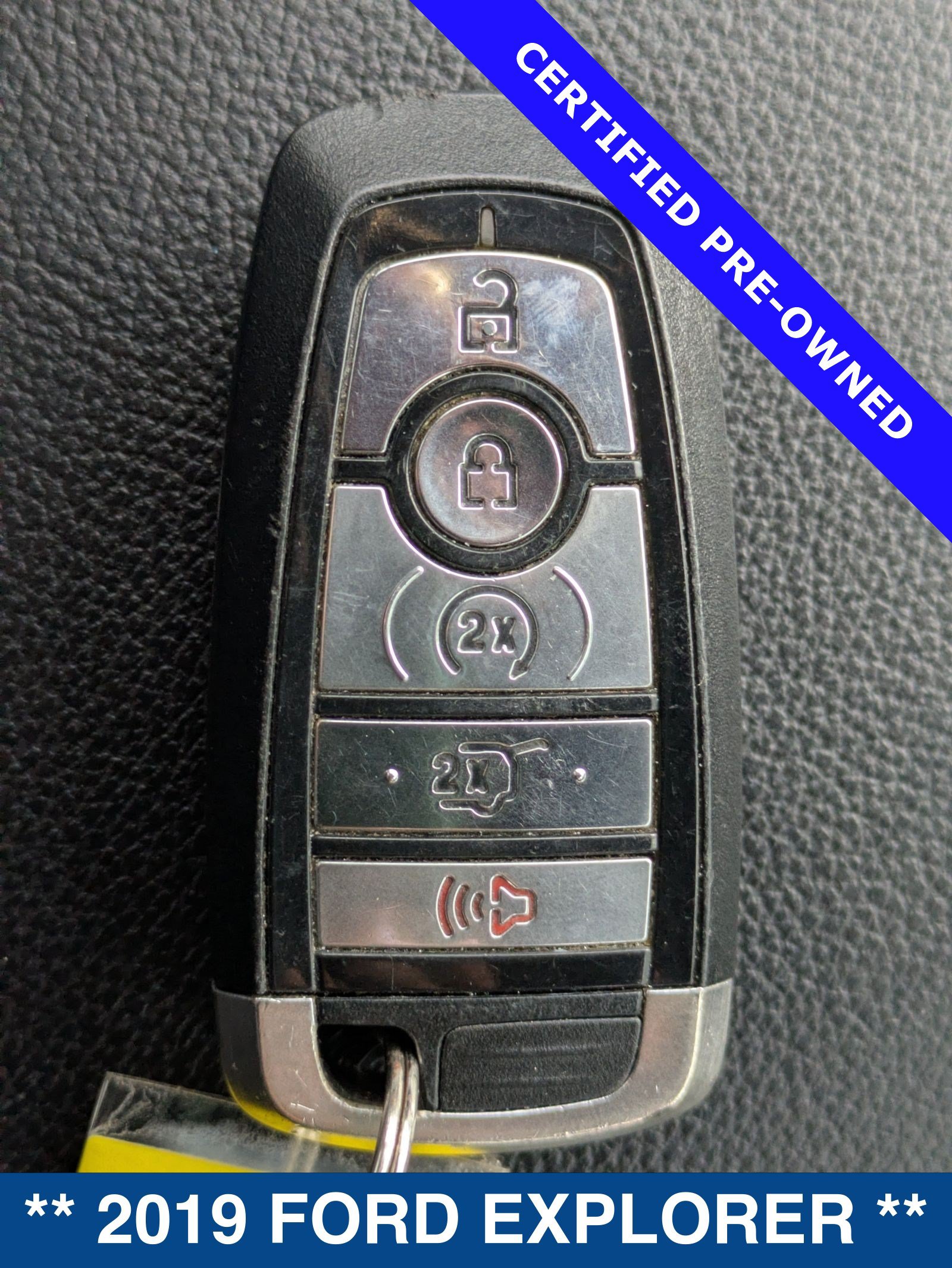 Certified 2019 Ford Explorer XLT w/ Equipment Group 202A FWD image 36