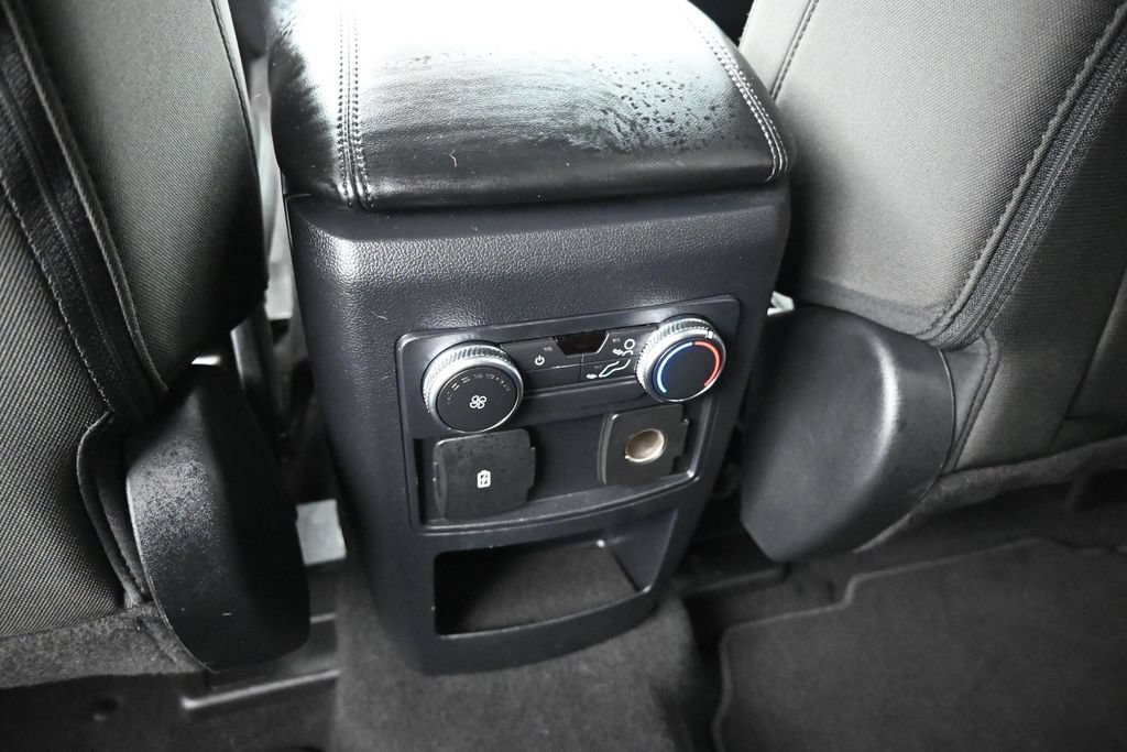 Certified 2021 Ford Explorer XLT RWD image 16