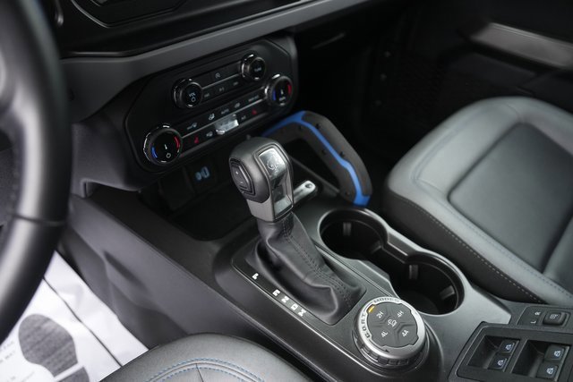 Certified 2022 Ford Bronco Black Diamond w/ Sasquatch Package image 27