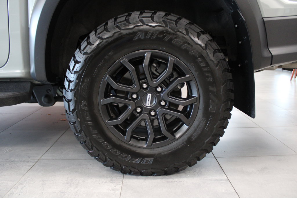 Certified 2024 Ford Ranger Raptor AWD/4WD image 9