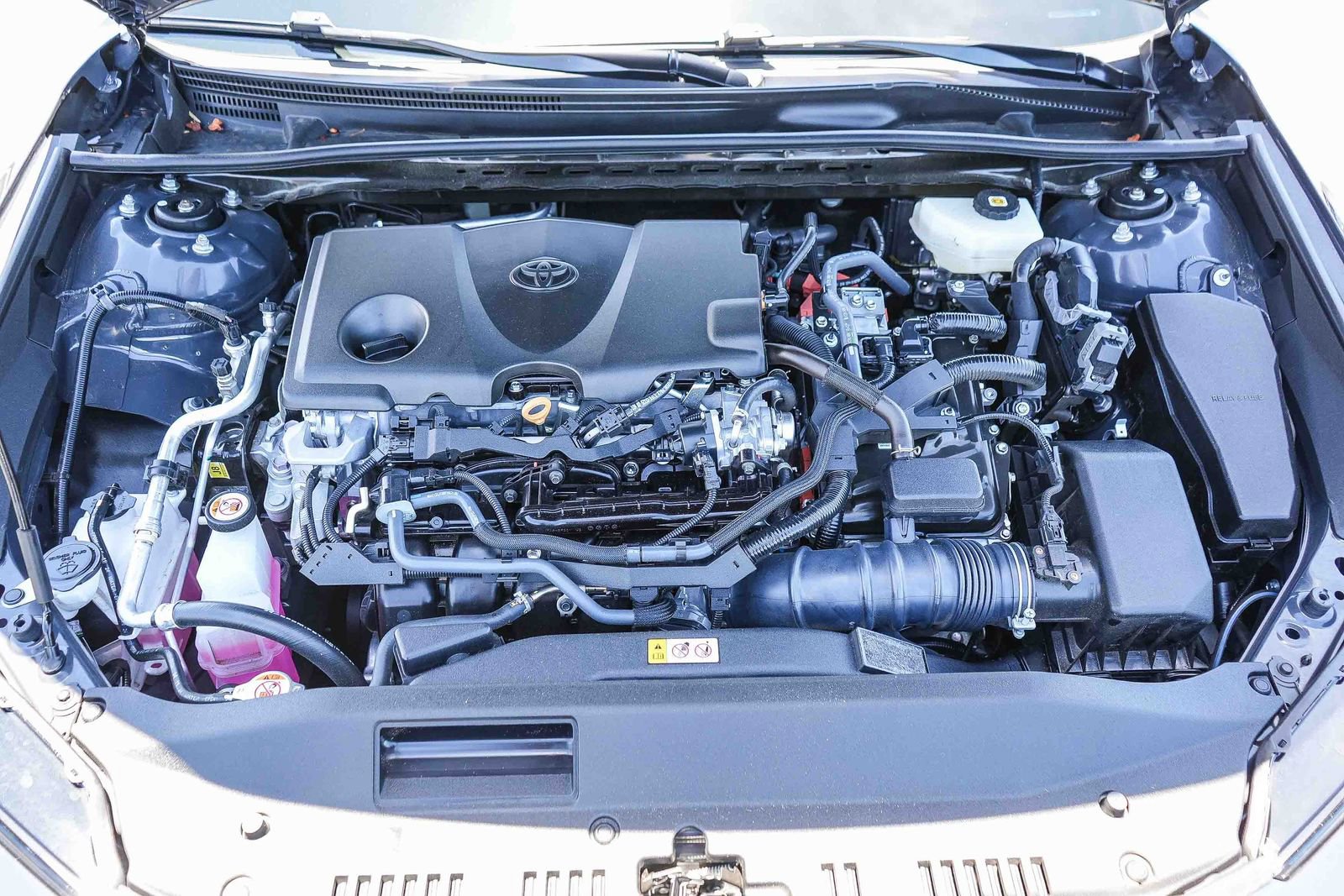 Used 2025 Toyota Camry LE FWD image 28
