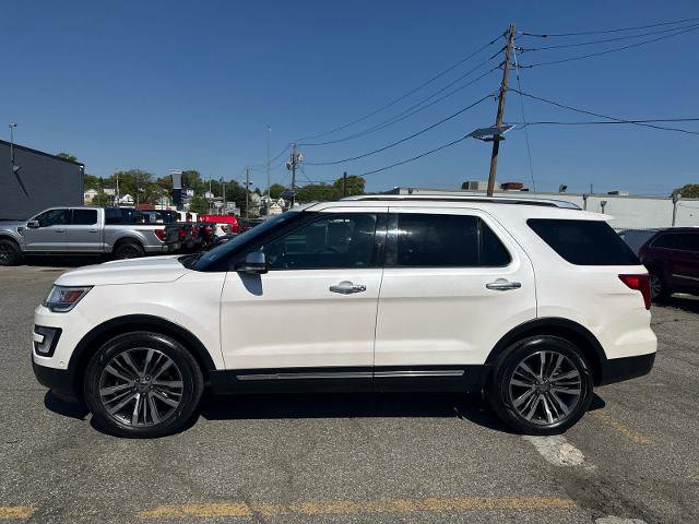 Certified 2017 Ford Explorer Platinum AWD/4WD image 3