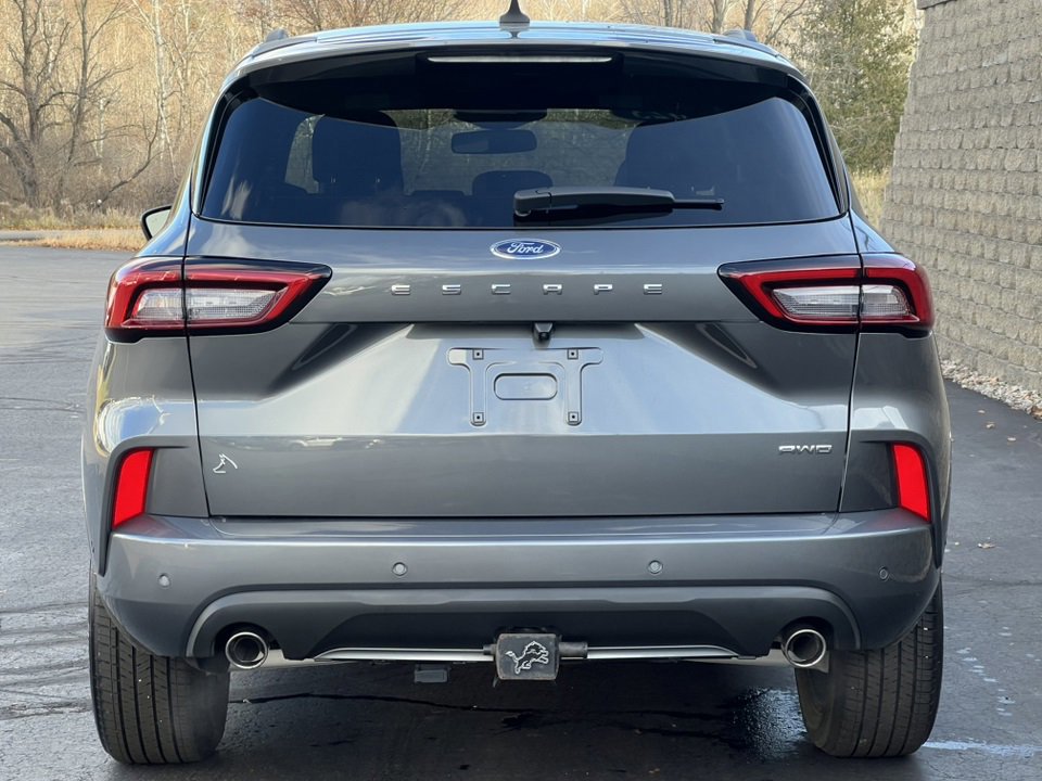 Certified 2023 Ford Escape ST-Line Elite w/ Premium Technology Package image 3