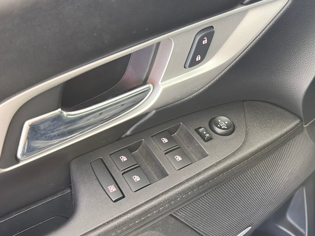 Used 2017 GMC Terrain SLT w/ Open Road Package AWD/4WD image 23