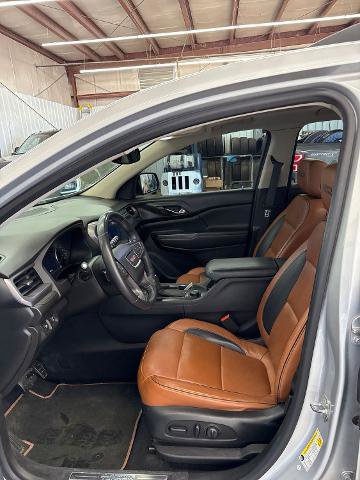 Used 2017 GMC Acadia SLT AWD/4WD image 9