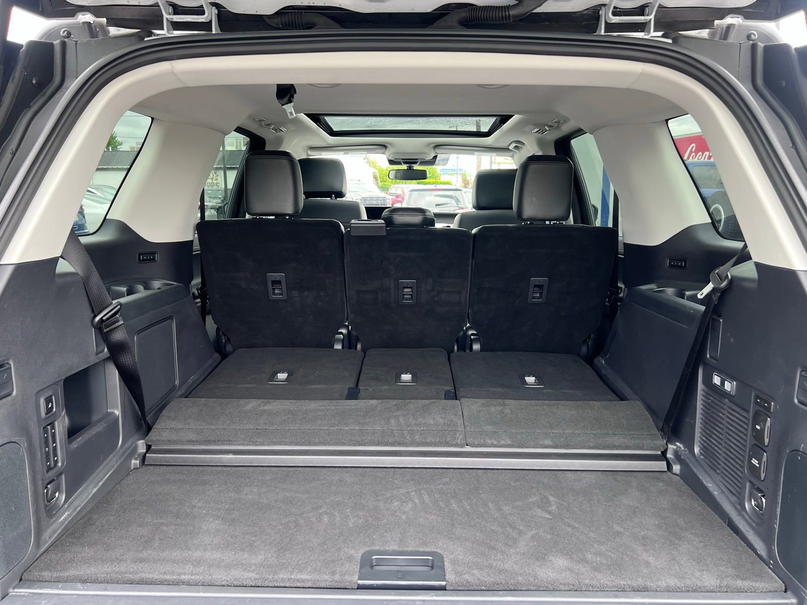 Certified 2025 Ford Expedition Platinum AWD/4WD image 19