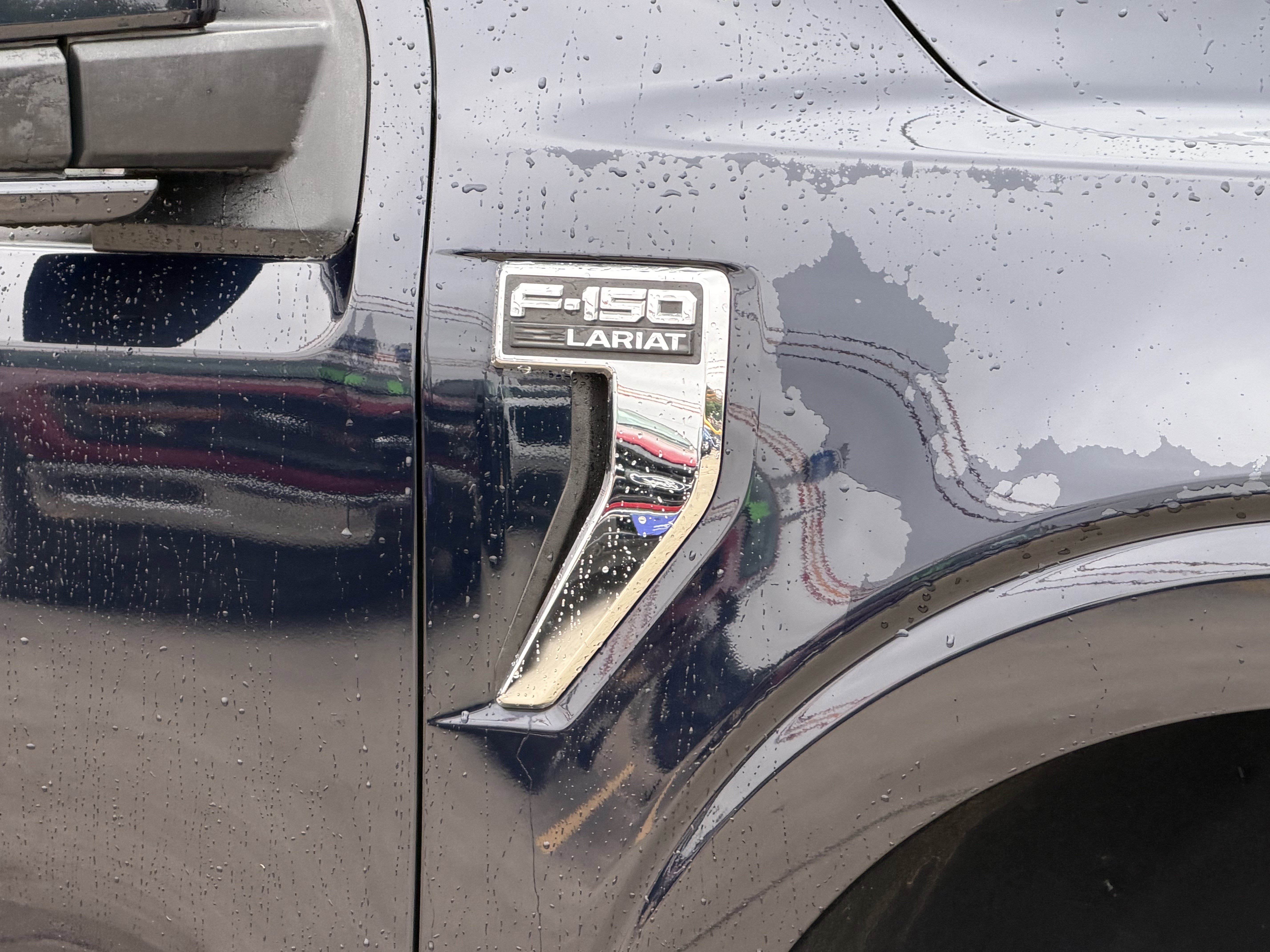 Certified 2022 Ford F150 Lariat RWD image 4