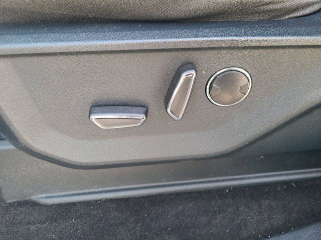 Certified 2021 Ford F150 XLT w/ Equipment Group 302A High image 18